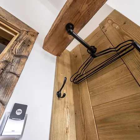 Отель Debowiec520 Бельско-Бяла